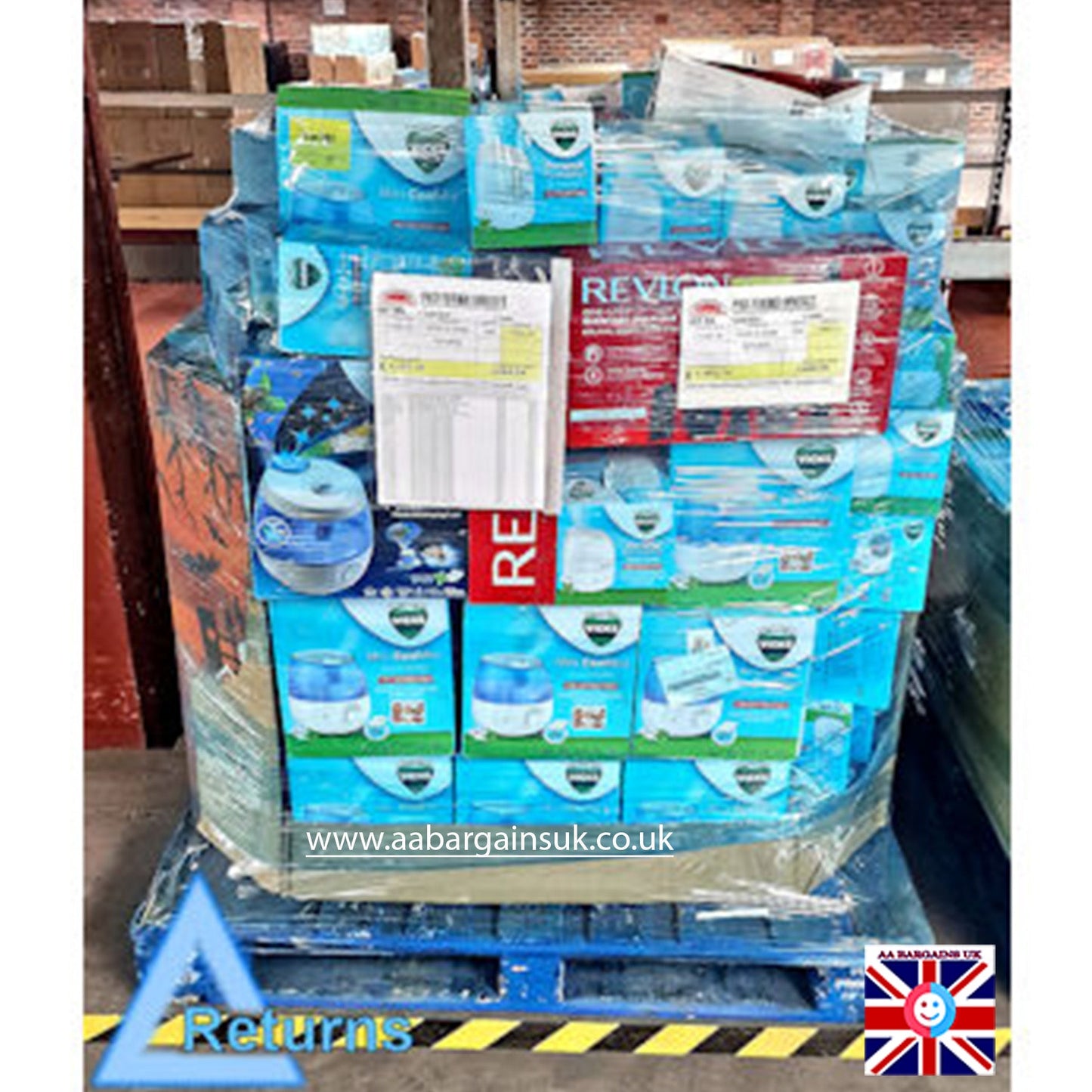 Wholesale Returns Pallet – Vicks Humidifiers, Steamers, Diffusers & Revlon Hair Stylers, 132 Items (Lot No. 208705)